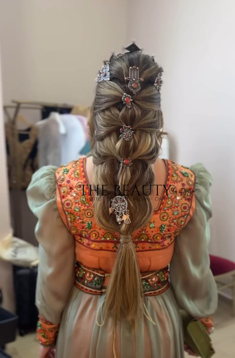 coiffure-mariee-algerienne-the_beauty_by_djazia-tresse mi-haute